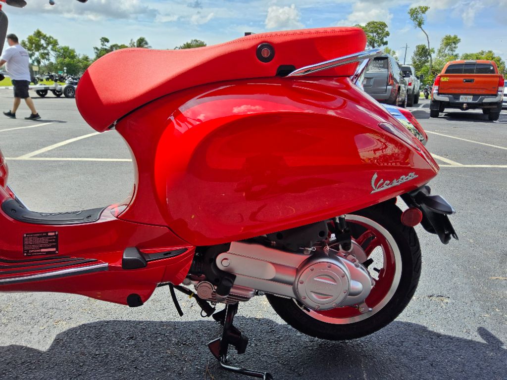 2027 Vespa Primavera / Sprint 50