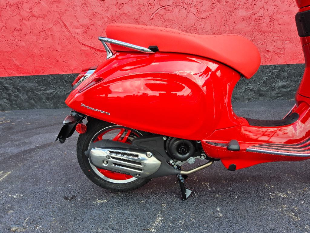 2027 Vespa Primavera / Sprint 50