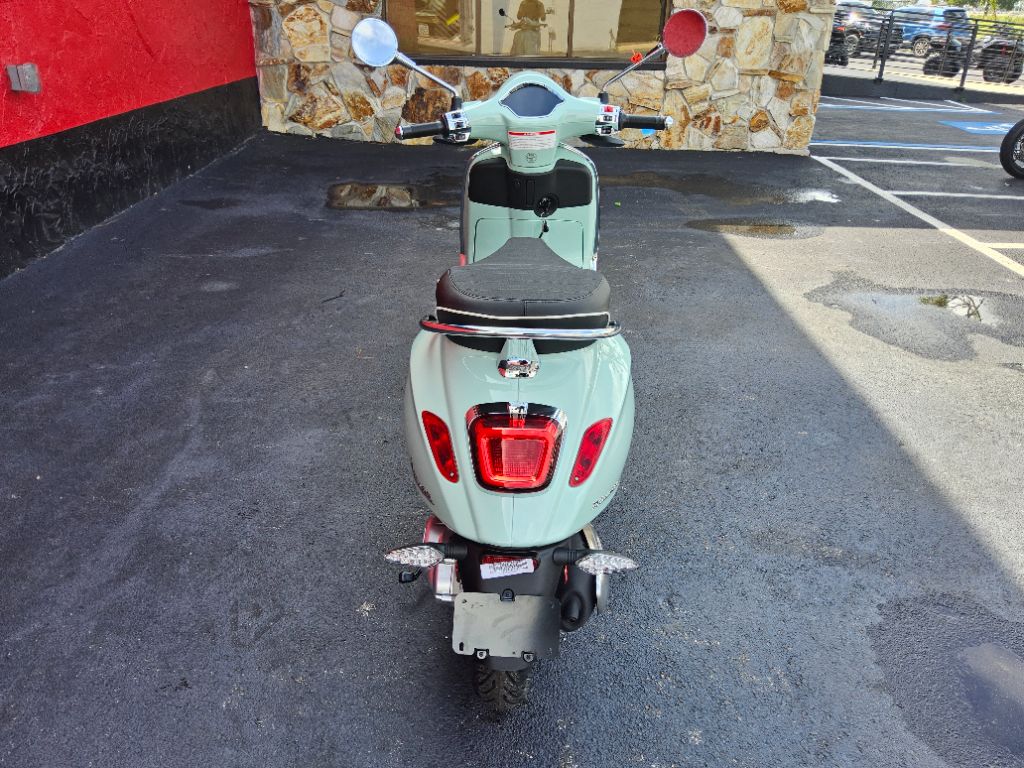 2027 Vespa Primavera / Sprint 50 - $4,449