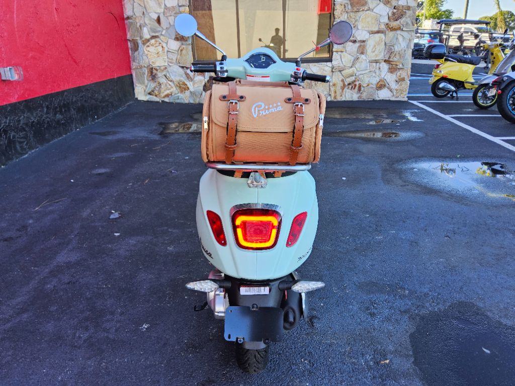 2027 Vespa Primavera / Sprint 50 - $4,449