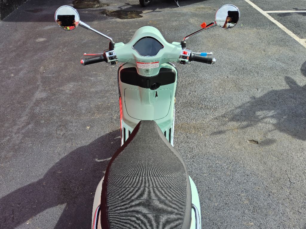 2027 Vespa Primavera / Sprint 50 - $4,449