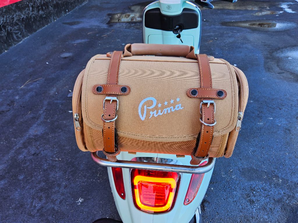 2027 Vespa Primavera / Sprint 50 - $4,449
