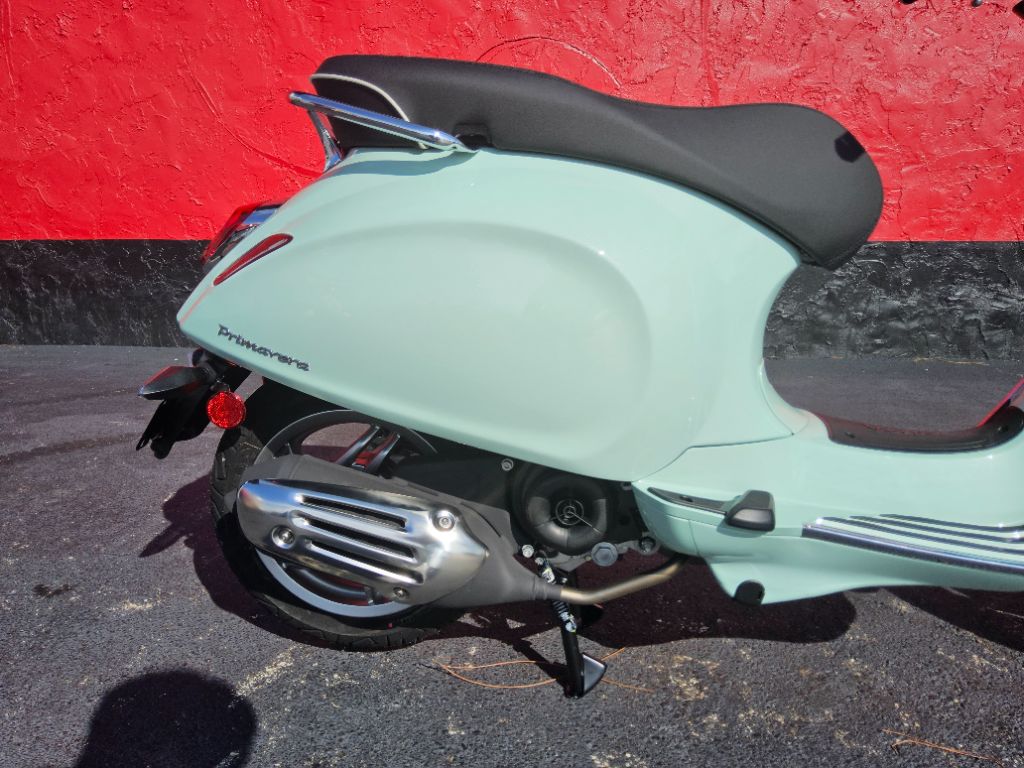 2027 Vespa Primavera / Sprint 50 - $4,449
