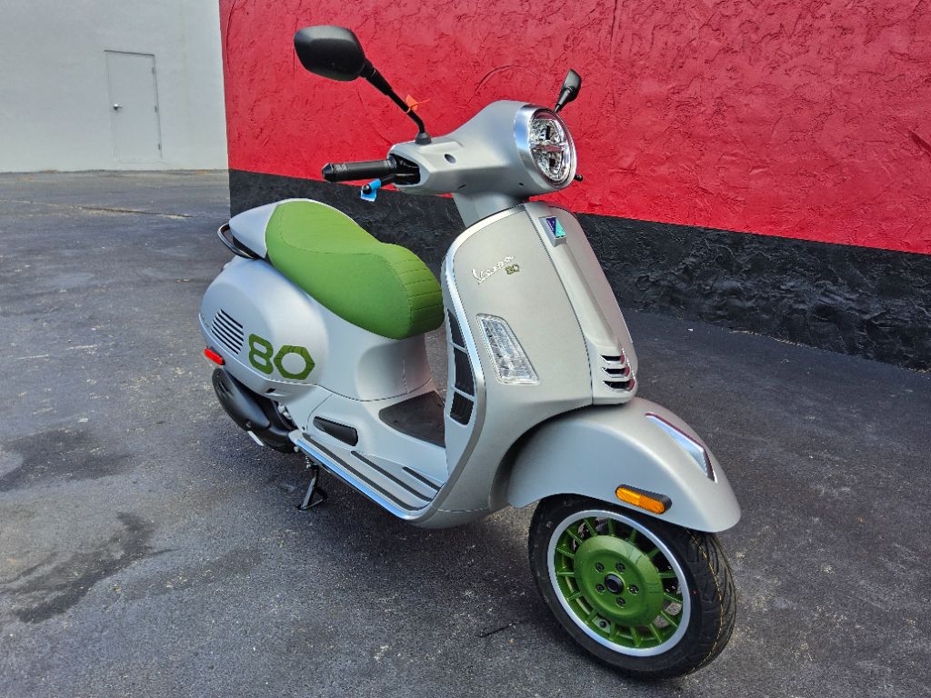 2027 Vespa Gts