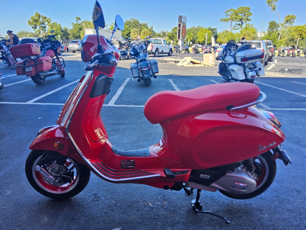 2027 Vespa Primavera / Sprint 150 - $5,849