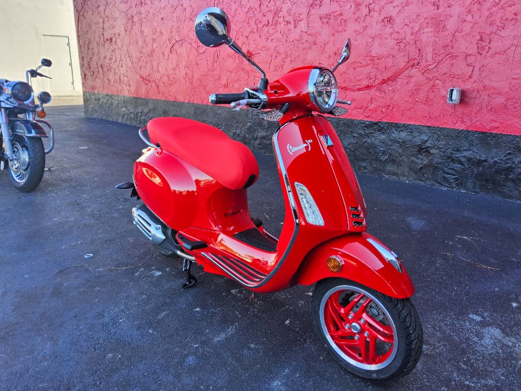 2027 Vespa Primavera / Sprint 150 - $5,849