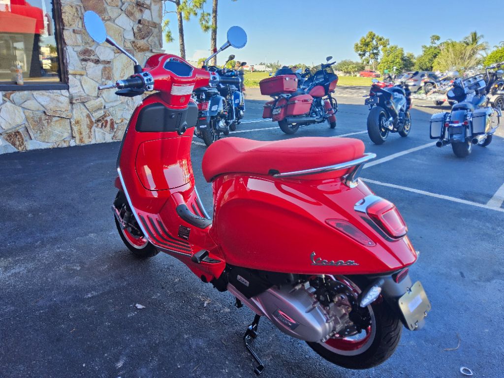 2027 Vespa Primavera / Sprint 150 - $5,849