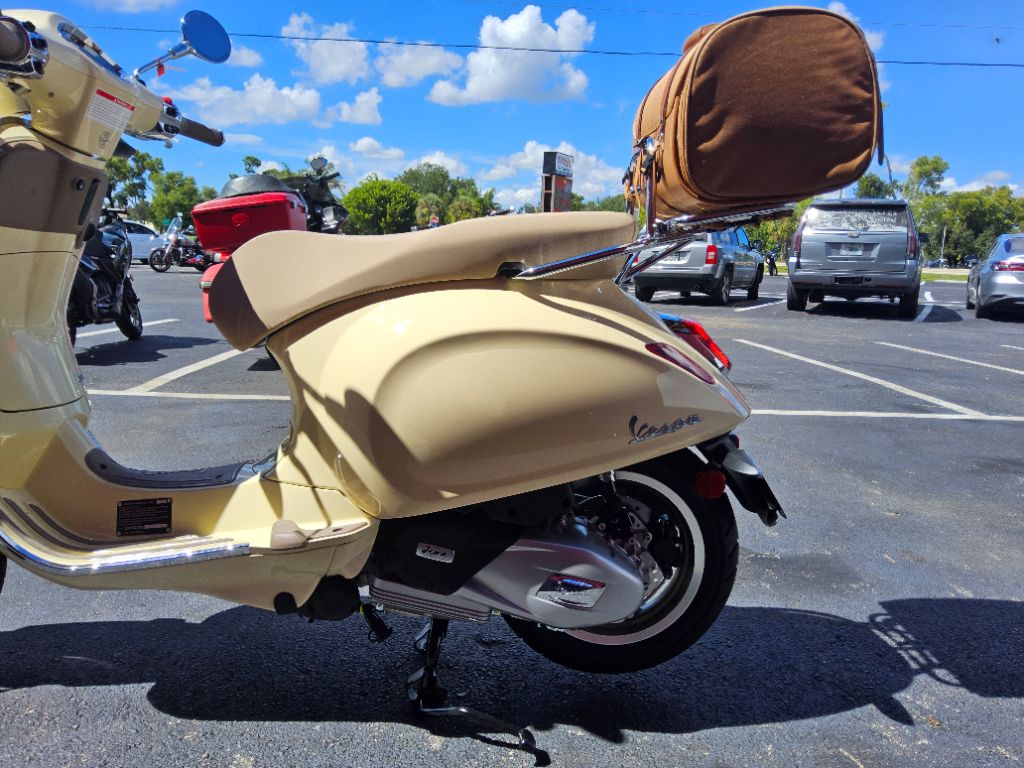 2027 Vespa Primavera / Sprint 150 - $5,949