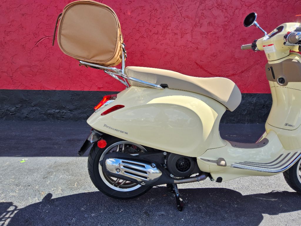 2027 Vespa Primavera / Sprint 150 - $5,949