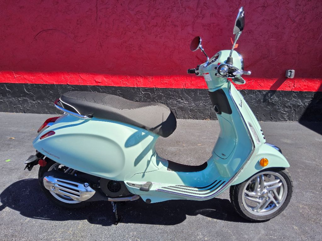 2027 Vespa Primavera / Sprint 150 - $5,799