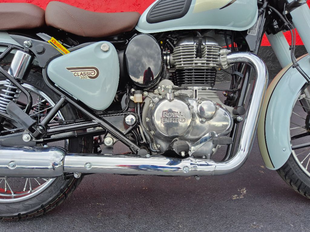 2024 Royal Enfield Classic - $4,599
