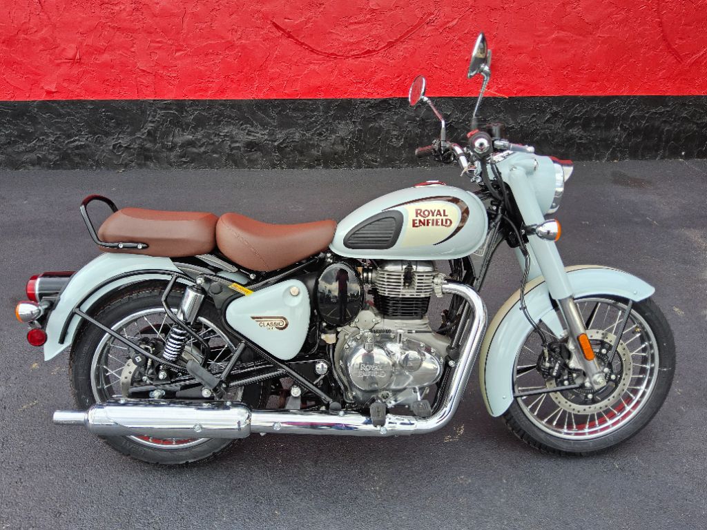 2024 Royal Enfield Classic - $4,599