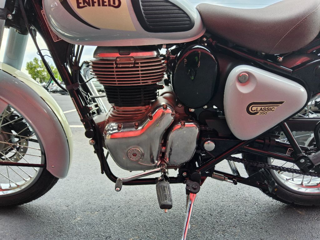 2024 Royal Enfield Classic - $4,599