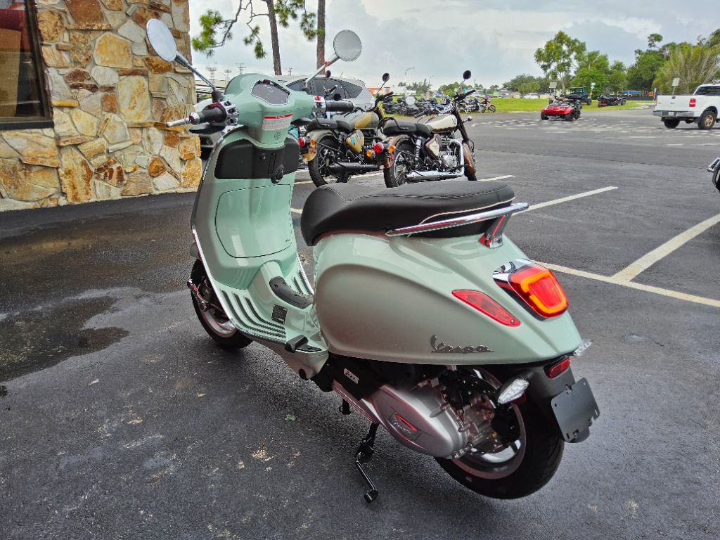 2027 Vespa Primavera / Sprint 150 - $5,995