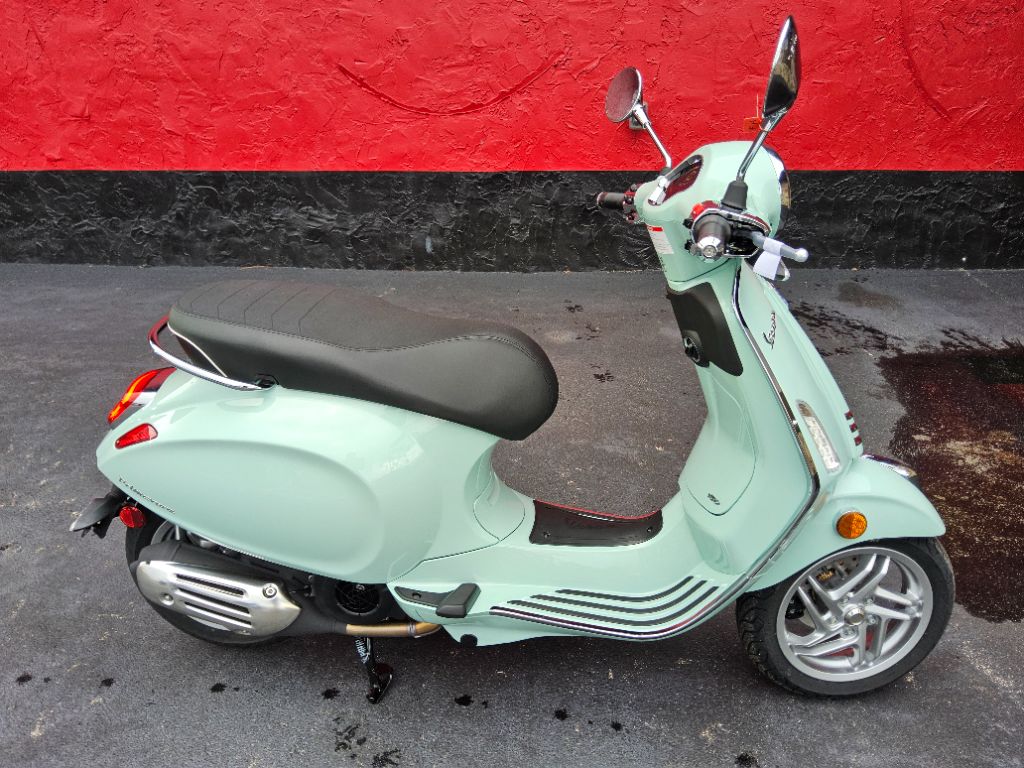 2027 Vespa Primavera / Sprint 150 - $5,995