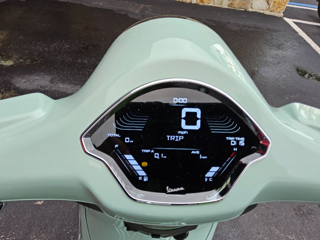 2027 Vespa Primavera / Sprint 150 - $5,995