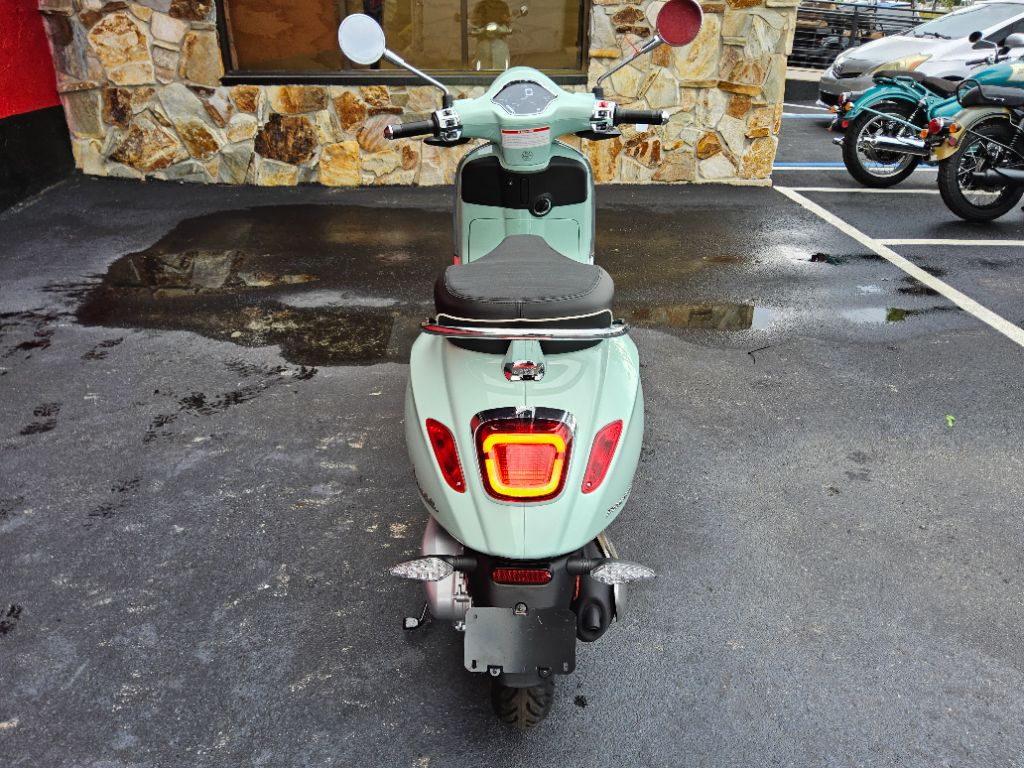 2027 Vespa Primavera / Sprint 150 - $5,995