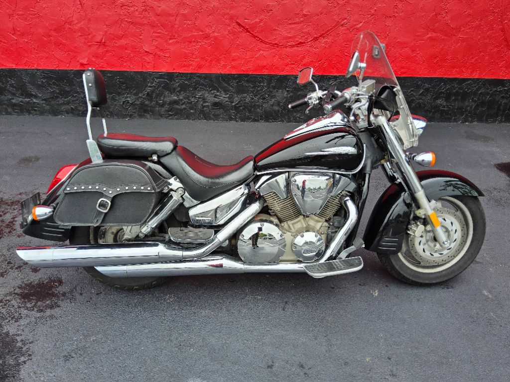 2006 Honda Vtx1300 - $2,995