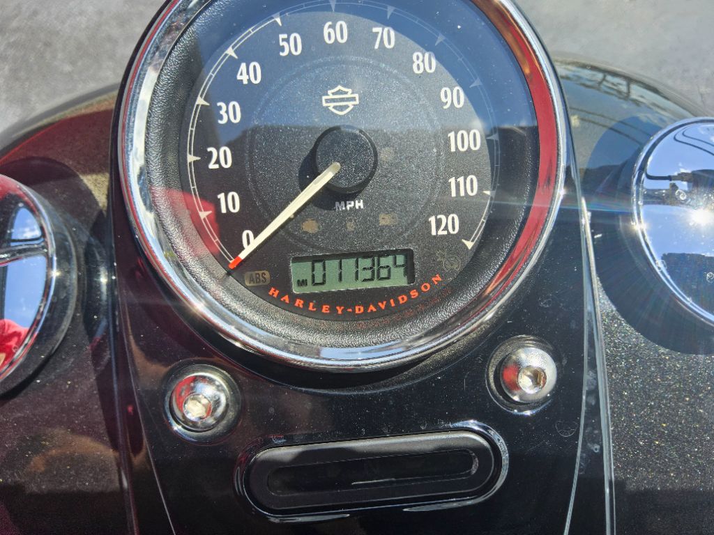 2016 Harley Davidson Fxdwg - $9,995