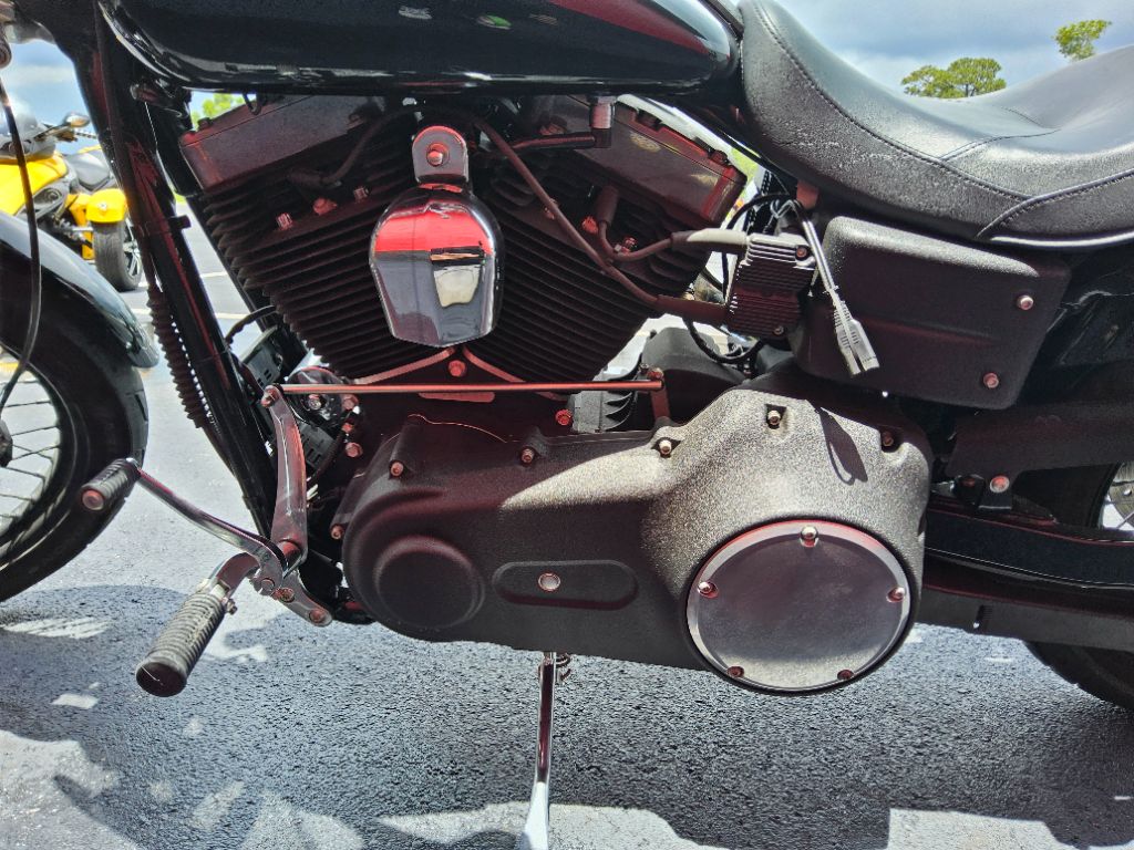 2011 Harley-davidson Dyna Street Bob - $7,995