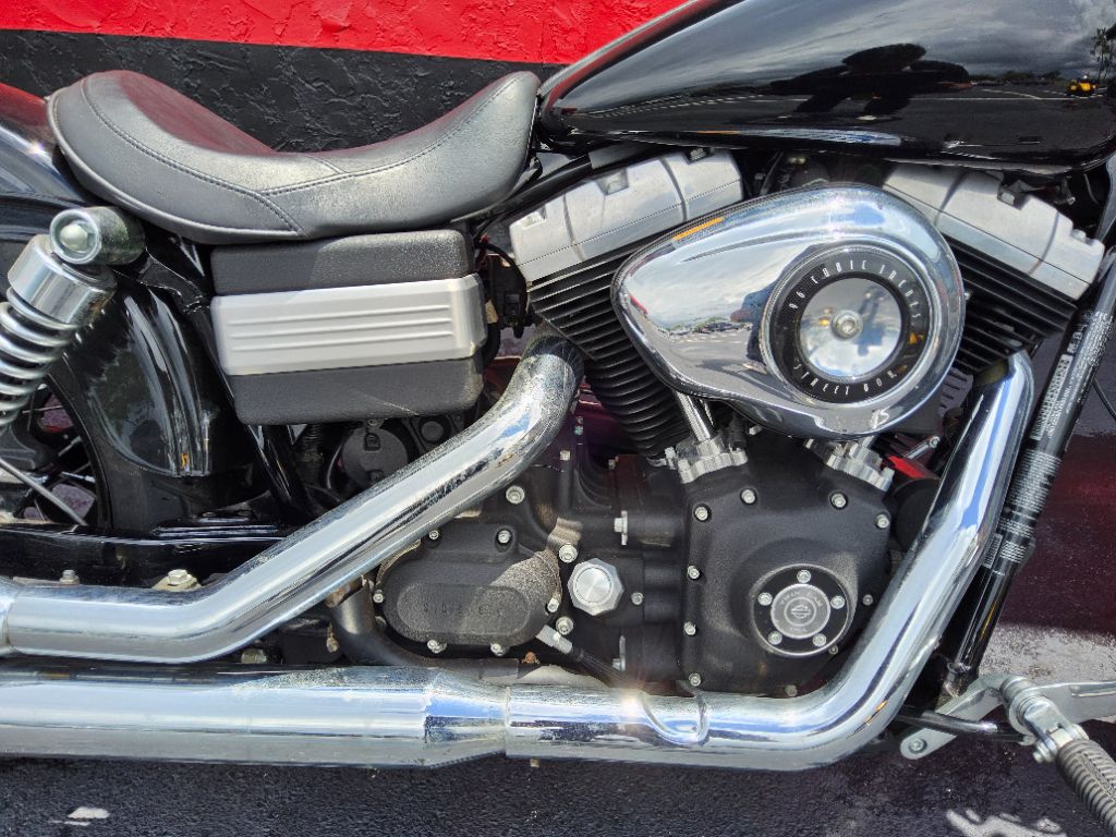 2011 Harley-davidson Dyna Street Bob - $7,995