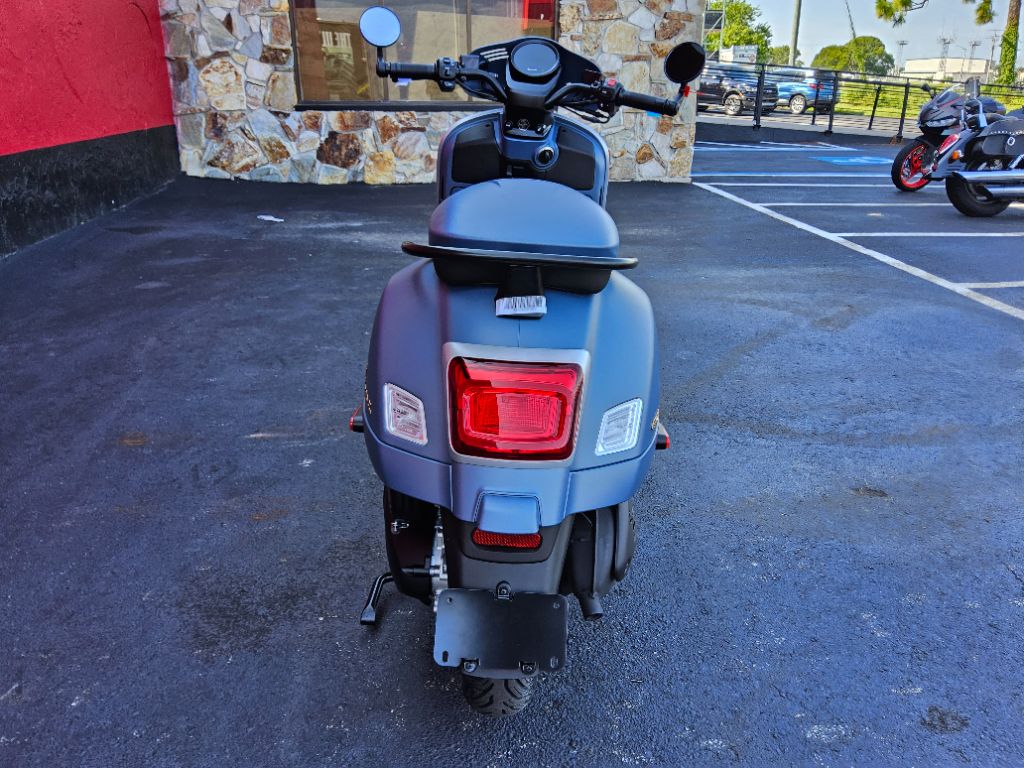 2027 Vespa Gts - $8,799