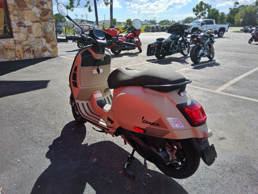 2027 Vespa Gts - $8,699
