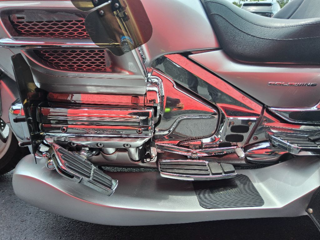 2005 Honda Goldwing Trike - $18,500