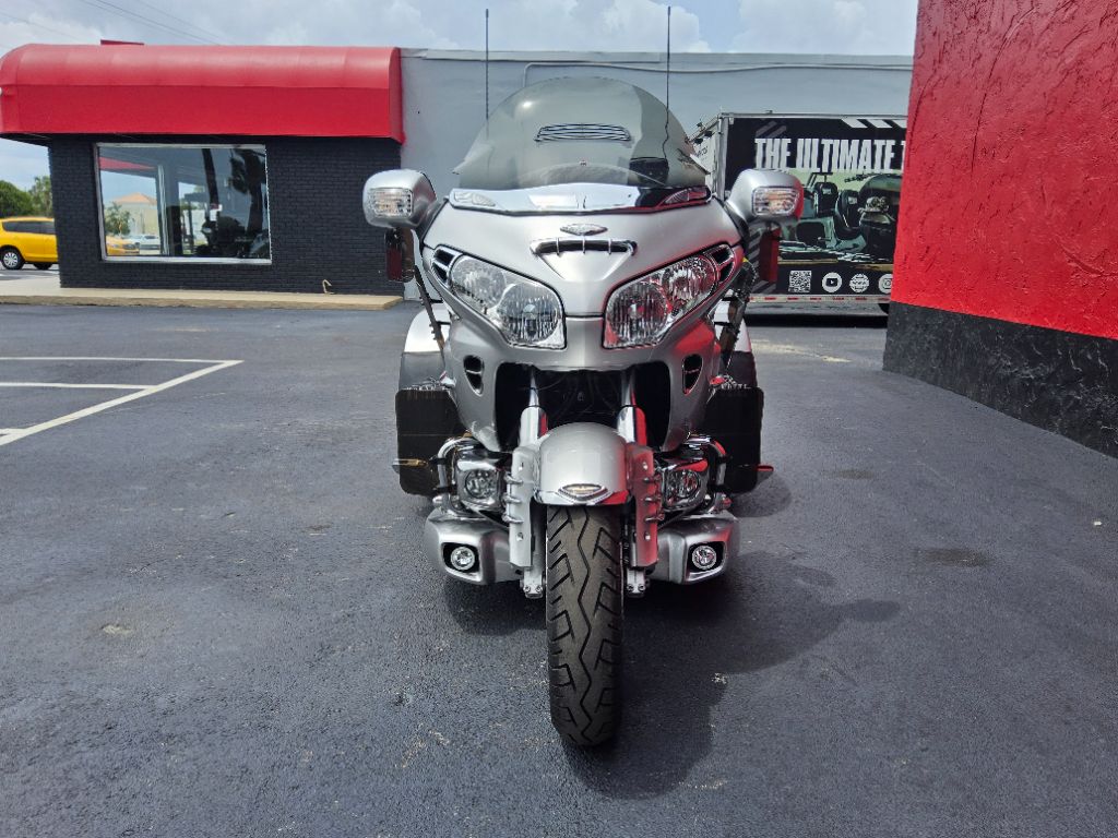 2005 Honda Goldwing Trike - $18,500