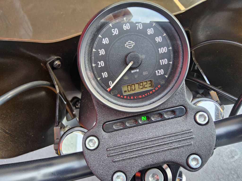 2020 Harley-Davidson XL883N Iron 883 - $6,995