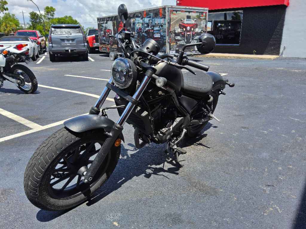 2022 Honda Rebel 300 - $3,250