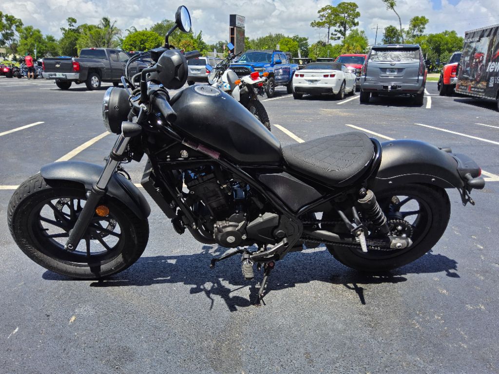 2022 Honda Rebel 300 - $3,250