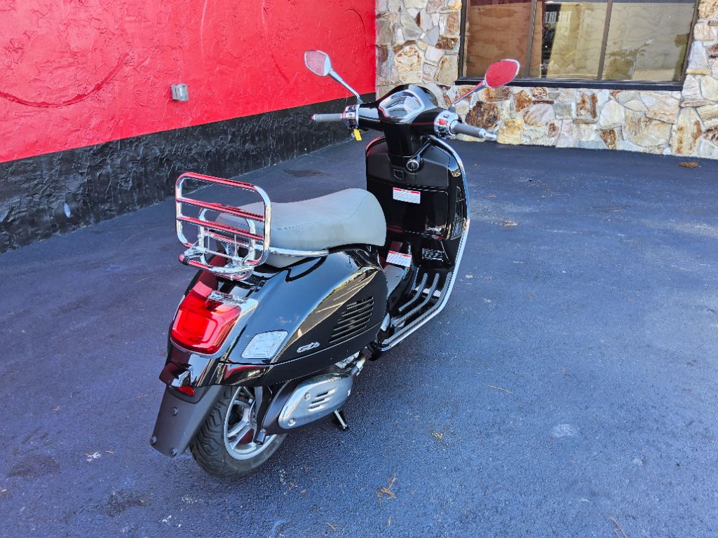 2023 Vespa Gts Rst / Sei Giorni - $6,500