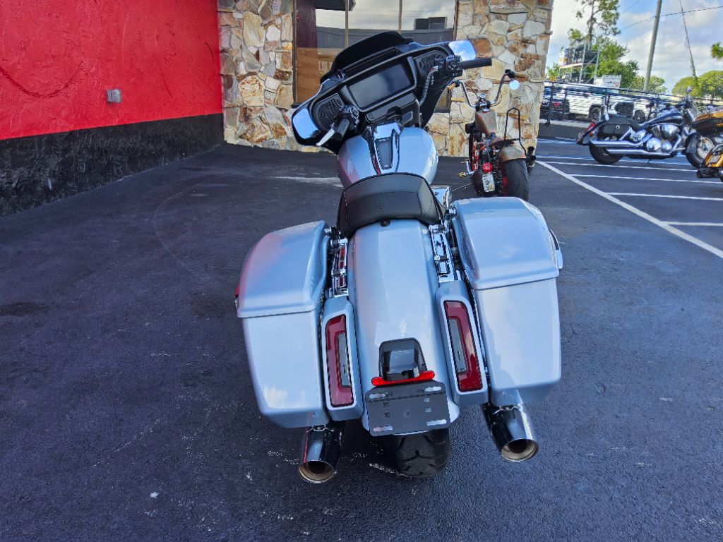 2025 Harley-davidson Street Glide - $23,995