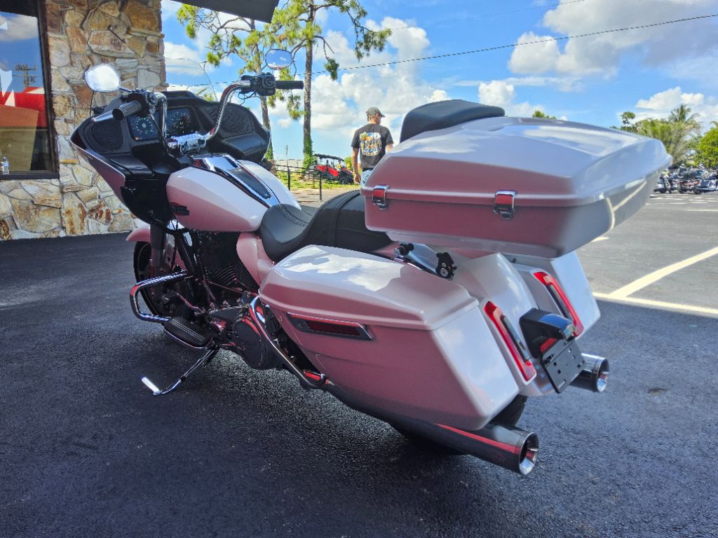 2024 Harley-davidson Road Glide - $23,500