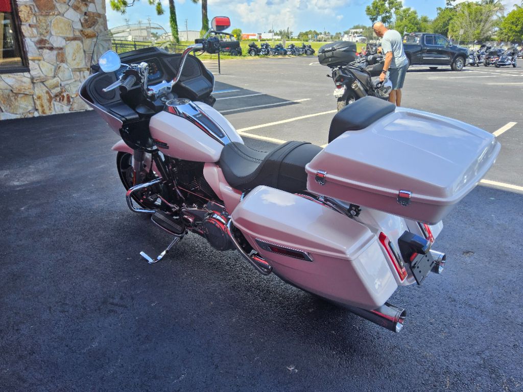 2024 Harley-davidson Road Glide - $23,500