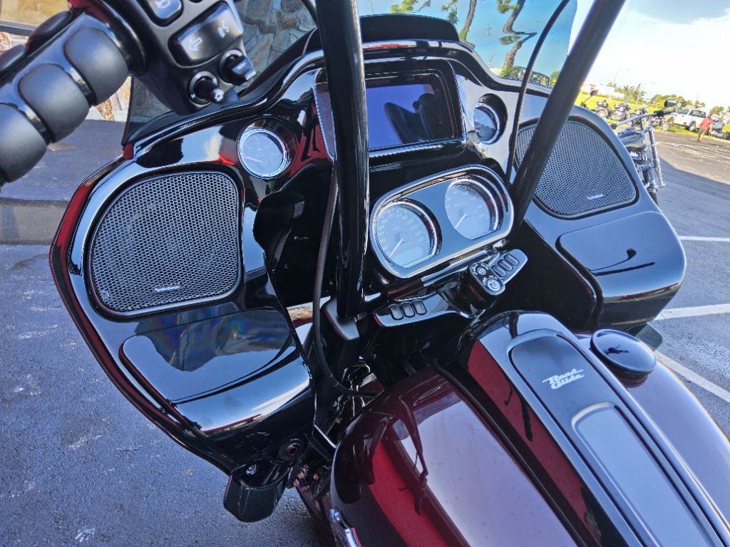 2021 Harley-davidson Road Glide Special - $23,995