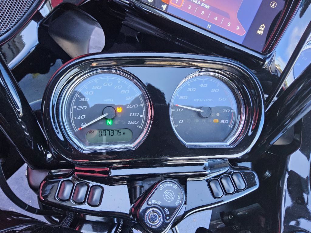 2021 Harley-davidson Road Glide Special - $23,995