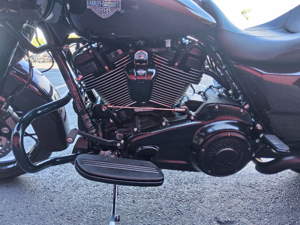 2021 Harley-davidson Road Glide Special - $23,995