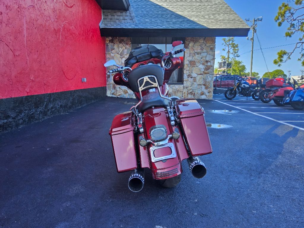 2009 Harley-davidson Street Glide - $10,500