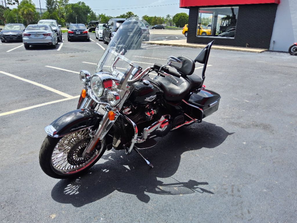 2019 Harley-davidson Road King - $12,900