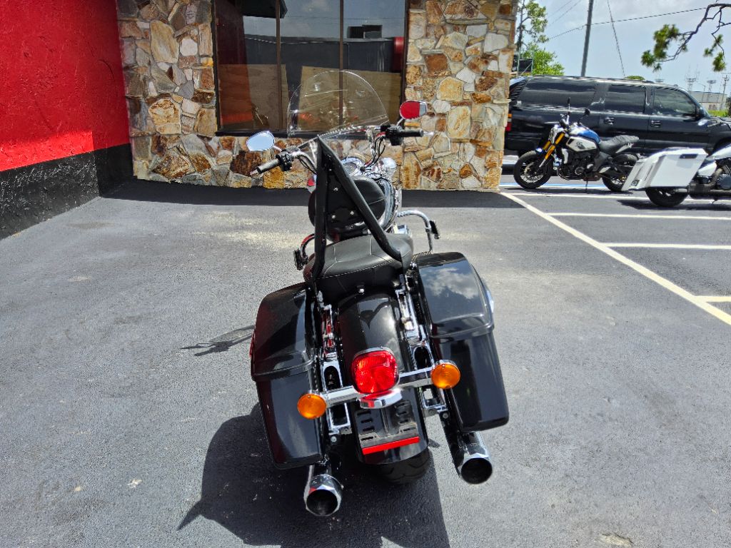 2019 Harley-davidson Road King - $12,900