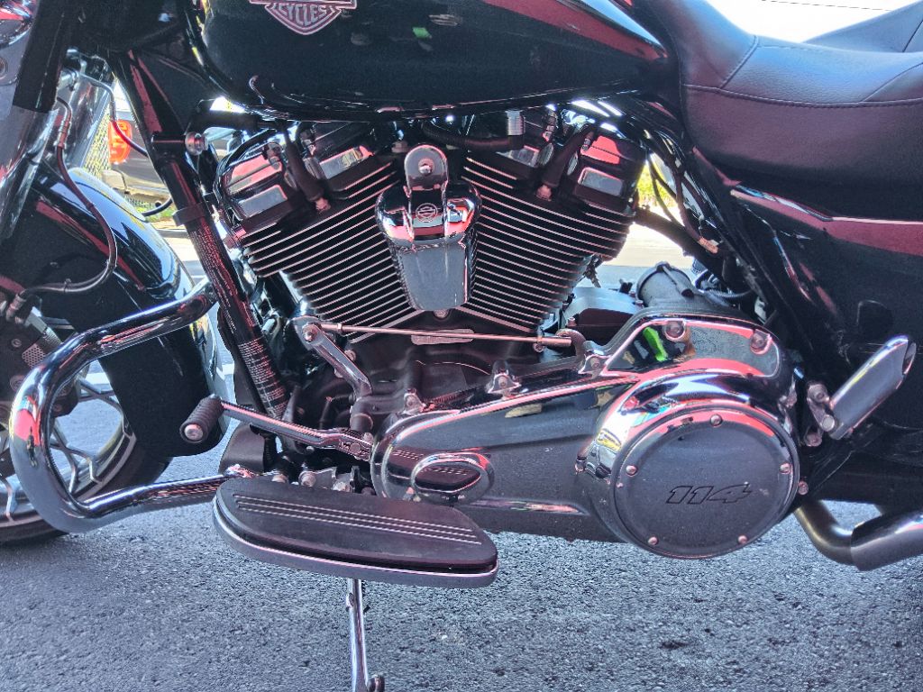 2021 Harley-davidson Street Glide Special - $18,995