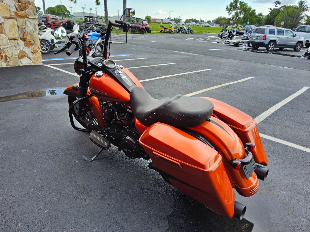 2019 Harley-davidson Road King Special - $14,900