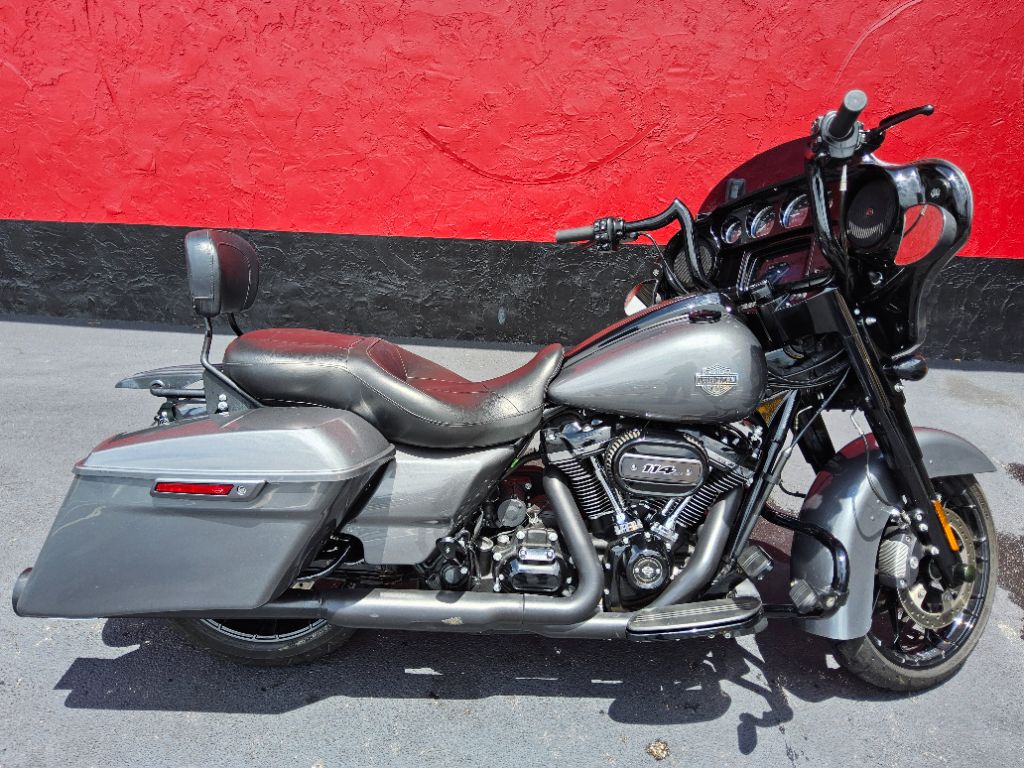 2021 Harley-davidson Street Glide Special - $20,900