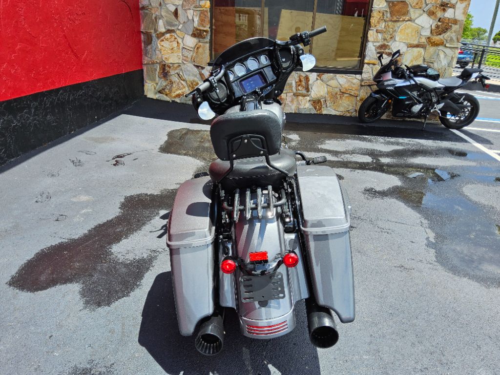 2021 Harley-davidson Street Glide Special - $20,900