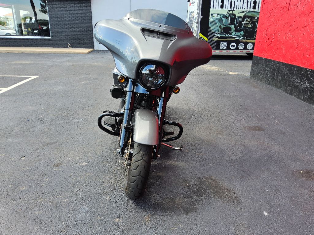 2021 Harley-davidson Street Glide Special - $18,995