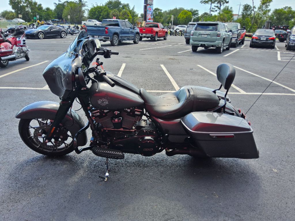2021 Harley-davidson Street Glide Special - $18,995