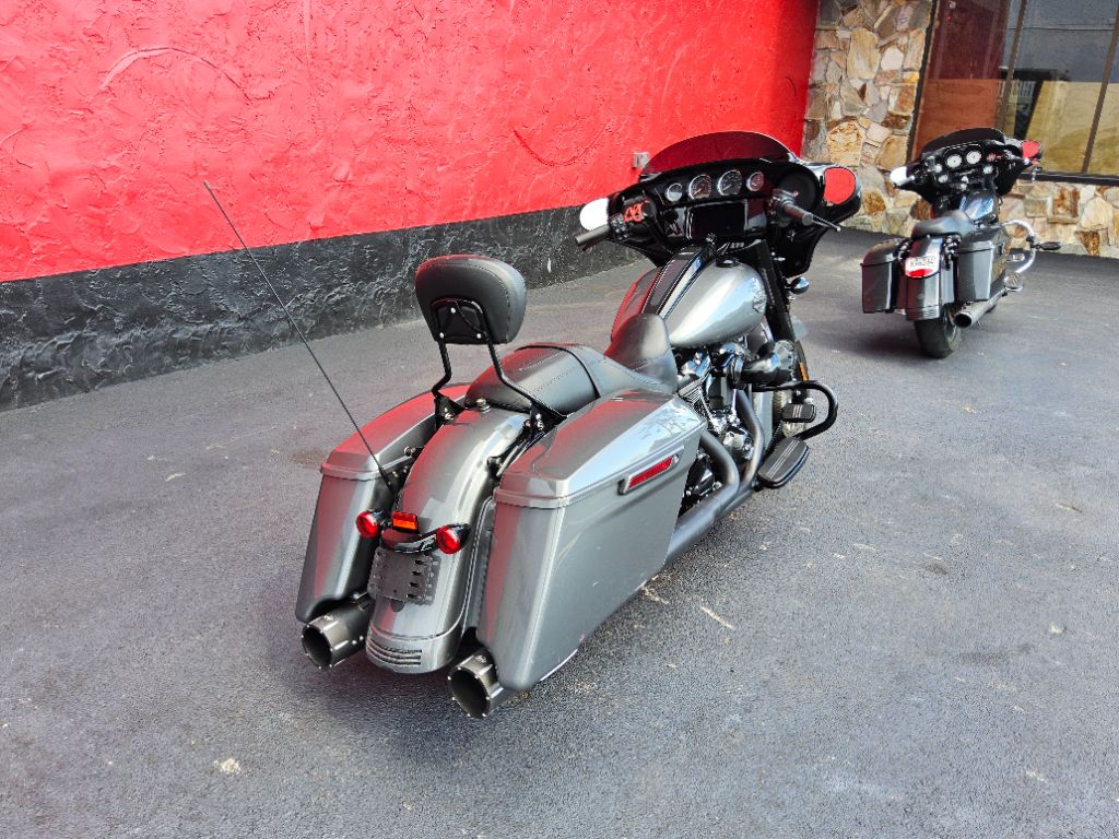 2021 Harley-davidson Street Glide Special - $18,995