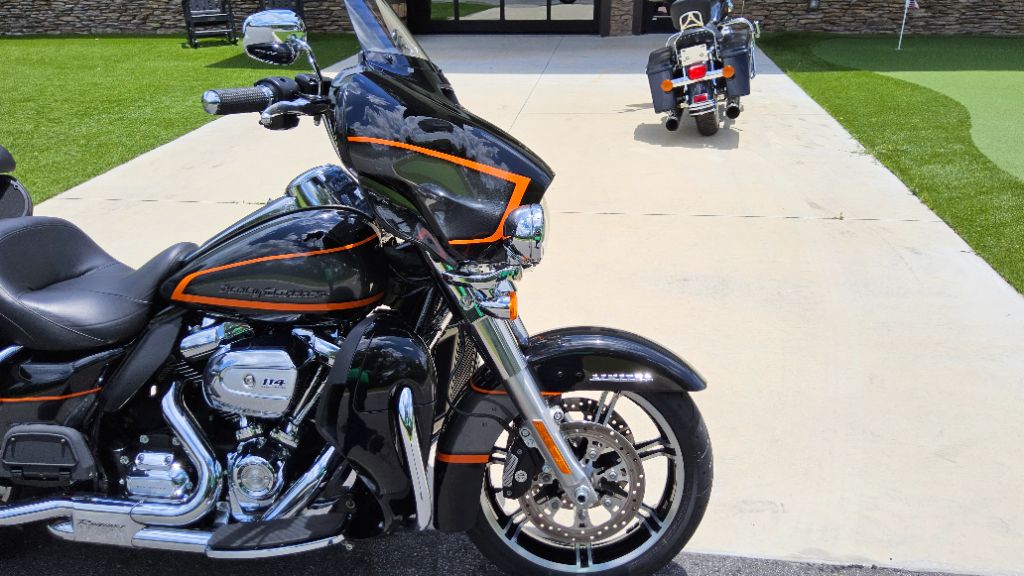 2022 Harley-davidson Ultra Limited - $19,999